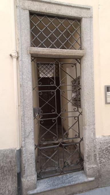 Centro Storico Piazza Vittoria Apartment Pavia Luaran gambar